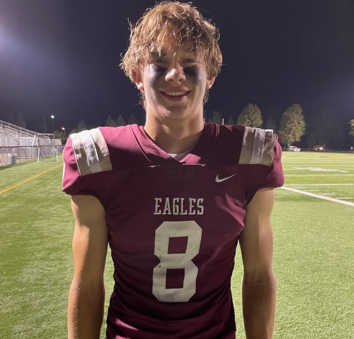 Photo of Bishop Watterson wide receiver Jake Uhlenhake by Aaron Blankenship